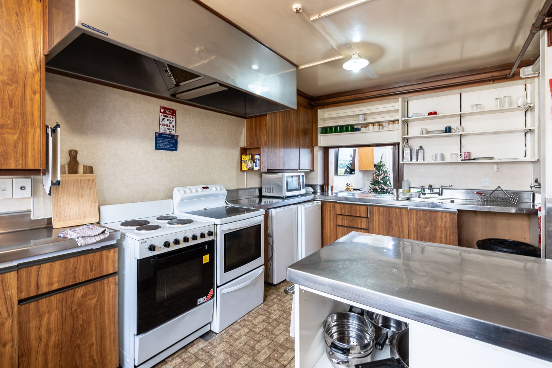 Kitchen with assigned fridge and freezer storage